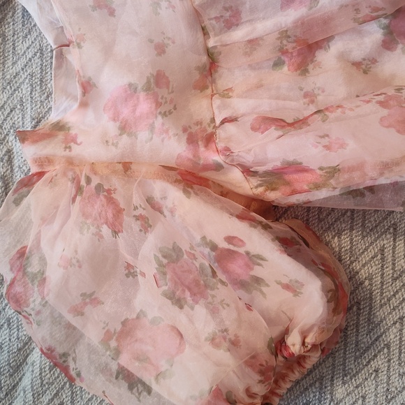 Whimsical Girls dress - Picture 3 of 3